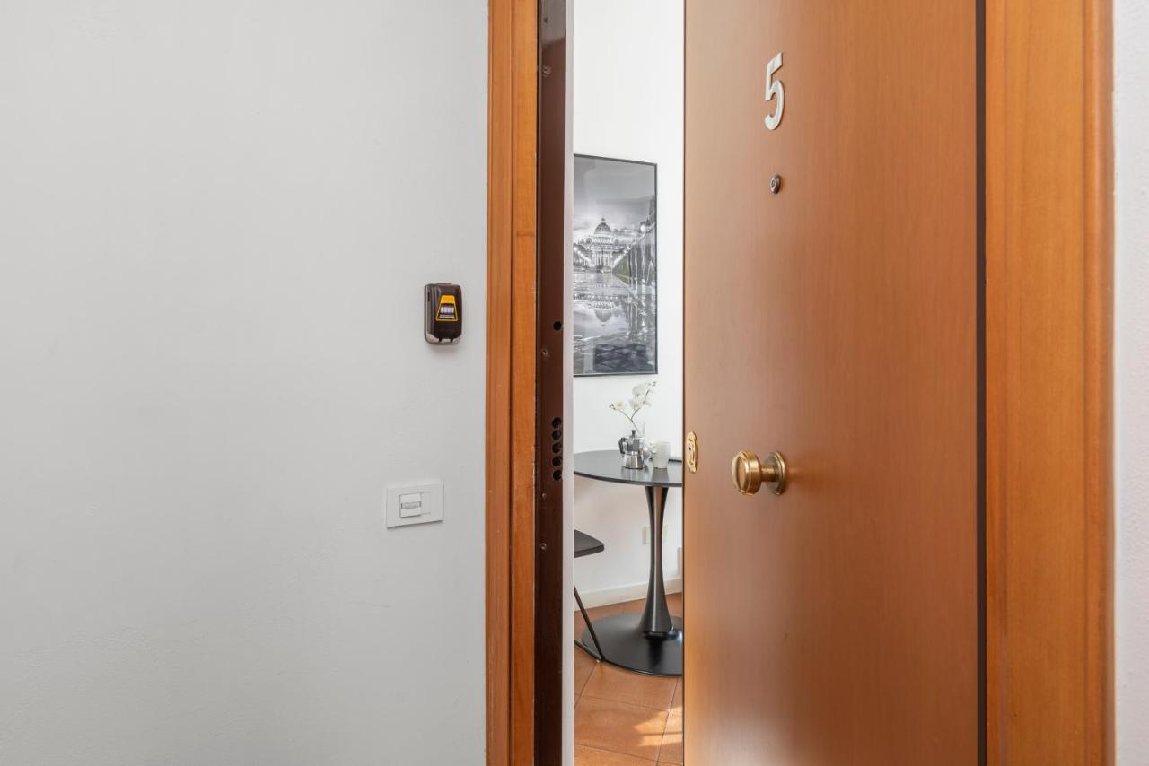 Appartement White Flat Termini à Rome Extérieur photo
